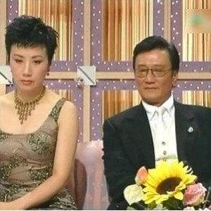 汪明荃和谢贤,这对恩爱夫妻已经相濡以沫60年。