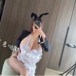 虎牙美人童小芯高品质写真视频稀缺合集